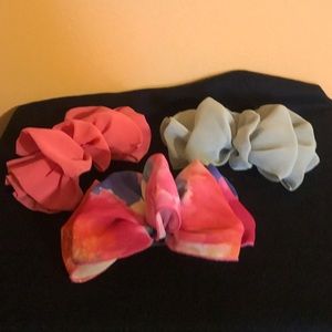 Vintage 90s Hair Bows / Barrettes